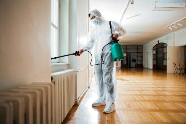 Best Pest Prevention Services  in Milwaukee, WI